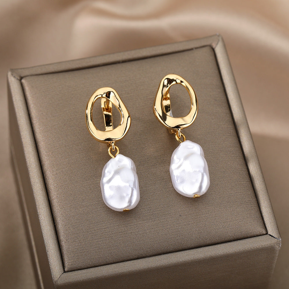Baroque Pearl Earrings ⚜️