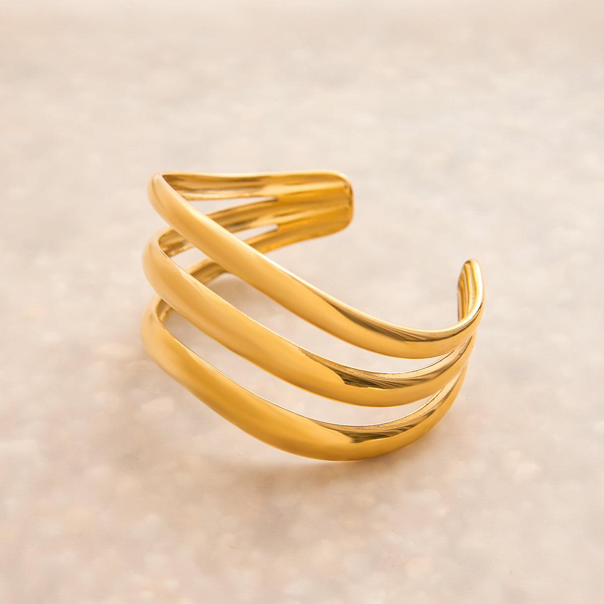 Ocean Crest Cuff Bracelet ⭐️