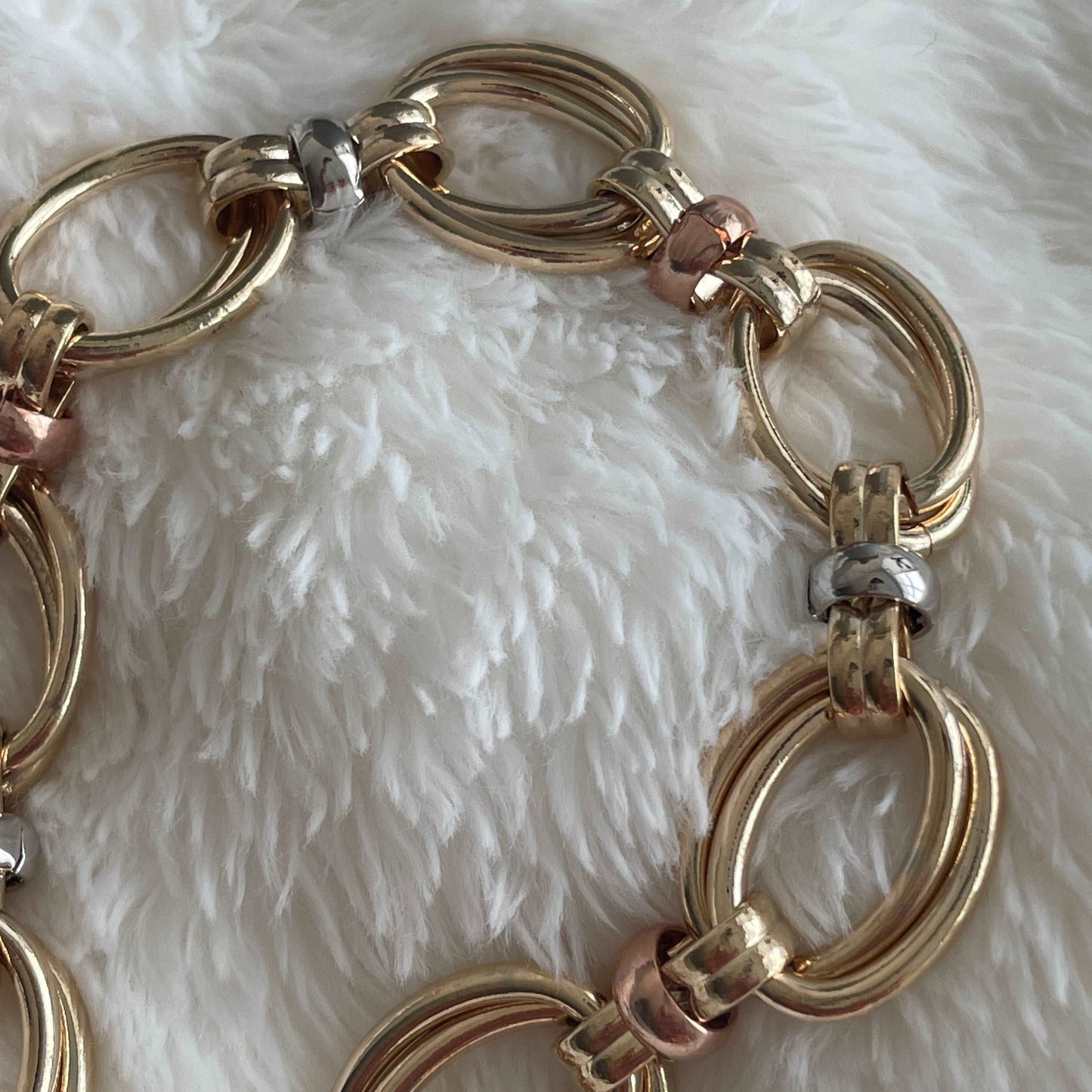 Golden Oval Bracelet ⭐️