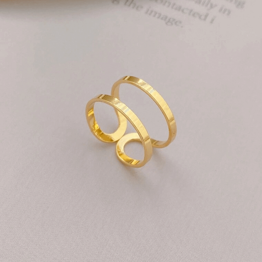 Gold color adjustable band ring 🌟