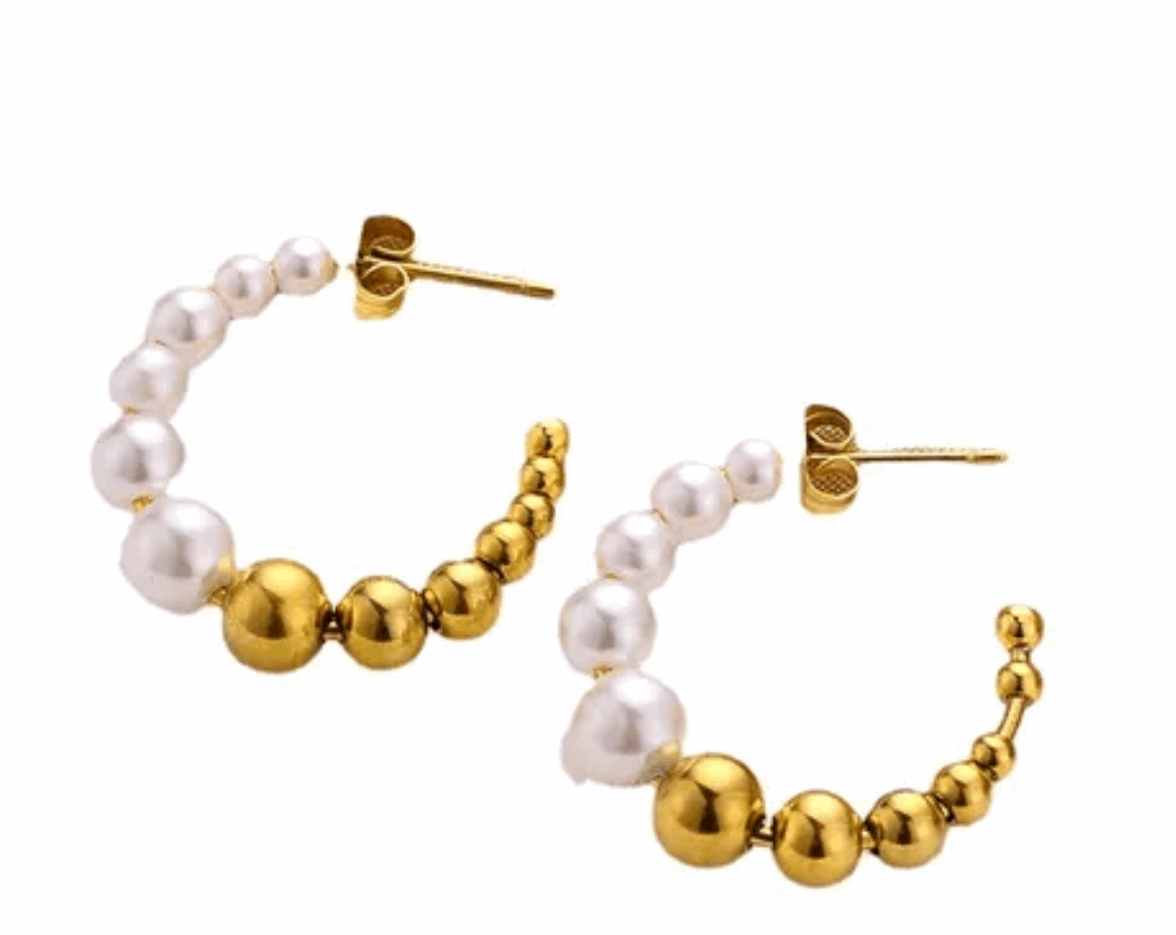 Pearly and Gold Earrings