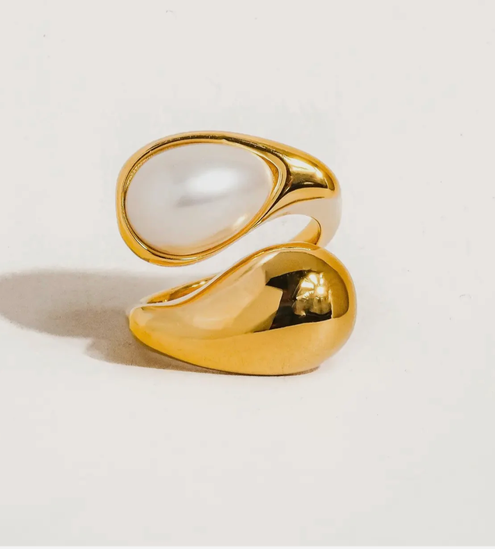 Fashion Pearl Ring
